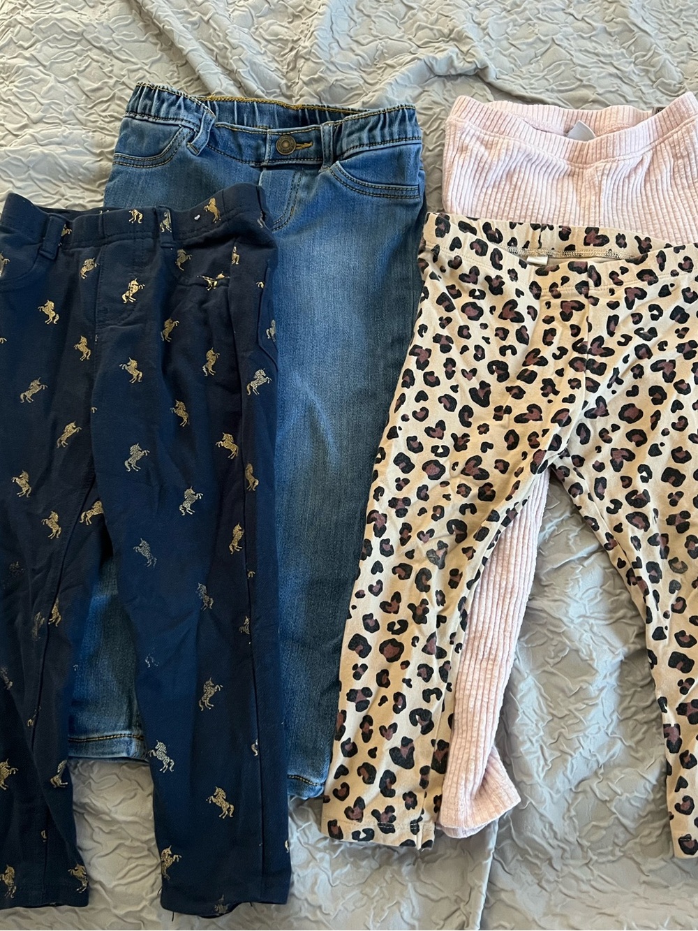 4T set of 4 jeans & legging bundle